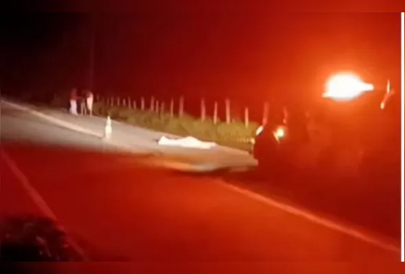 Homem estava caído na pista quando foi atropelado