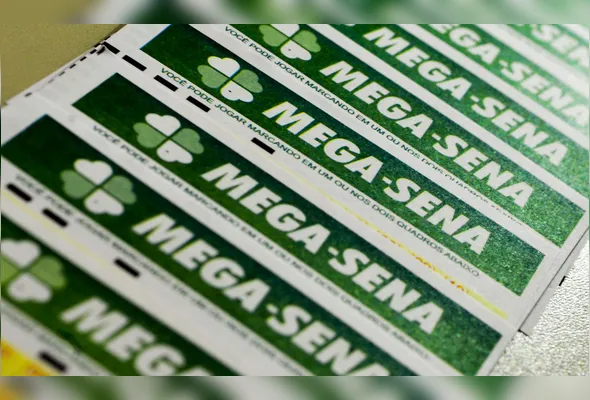 Imagem ilustrativa da imagem Mega-Sena sorteia prêmio de R$ 33 milhões neste sábado