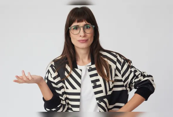 Camila Fremder se apresenta no Espaço Patrick Ribeiro, em Vitória