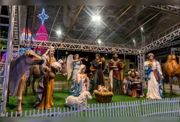 Castelo do Papai Noel, parque de diversões e programação cultural marcam o início das comemorações natalinas em Vila Velha
