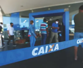 Imagem ilustrativa da imagem Bancos dão descontos e negociam dívidas de mais de 560 mil clientes