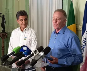 Imagem ilustrativa da imagem Casagrande anuncia que deixa o governo até o início de abril e Ricardo vai assumir