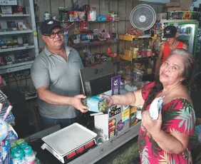 Imagem ilustrativa da imagem Com supermercados fechados, mercados familiares vão ampliar horário aos domingos