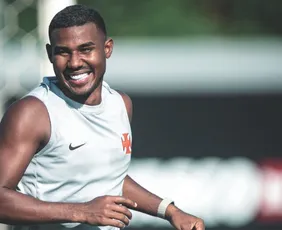 Imagem ilustrativa da imagem Em alta no Vasco, Cuiabano desperta interesse de times europeus