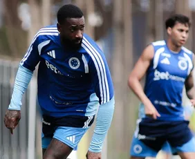 Imagem ilustrativa da imagem Em busca da primeira vitória, Cruzeiro tenta sair da crise diante do Athletico-PR