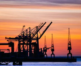 Imagem ilustrativa da imagem Empregos no setor de petróleo com salário de até R$ 40 mil no ES