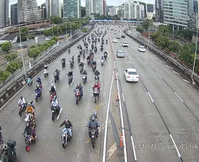Imagem ilustrativa da imagem FOTOS | Veja passagem da Moto Romaria da Penha pela Terceira Ponte