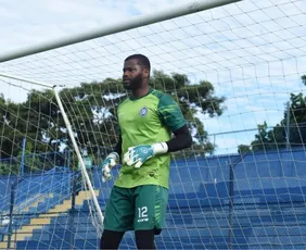 Imagem ilustrativa da imagem Goleiro Paulo Henrique deixa o Vitória rumo ao Novorizontino