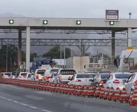 Imagem ilustrativa da imagem Governo vai suspender multas e pontos na CNH de devedores de pedágio eletrônico