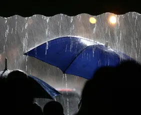 Imagem ilustrativa da imagem Inmet emite alerta e sábado deve ser de chuva em grande parte do ES