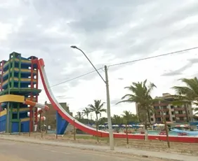 Imagem ilustrativa da imagem Menina de 3 anos morre após se afogar em piscina de parque aquático em Guriri