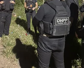 Imagem ilustrativa da imagem Mulher presa no ES praticava e filmava abusos contra a própria filha