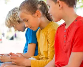 Imagem ilustrativa da imagem Rede sociais aumentam sintomas de desatenção, afirmam especialistas