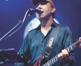 Imagem ilustrativa da imagem Show dançante com Marcelo Ribeiro na Praia do Canto