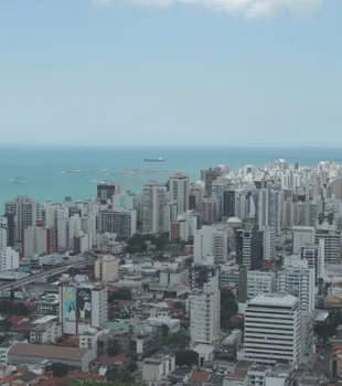 Vista aérea de Vila Velha mostra avanço dos empreendimentos imobiliários na região
