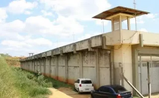 Imagem ilustrativa da imagem Detento é encontrado morto e colega de cela assume autoria do crime em Colatina