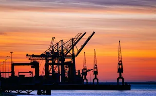 Imagem ilustrativa da imagem Empregos no setor de petróleo com salário de até R$ 40 mil no ES