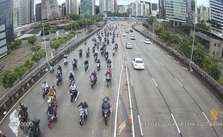 Imagem ilustrativa da imagem FOTOS | Veja passagem da Moto Romaria da Penha pela Terceira Ponte