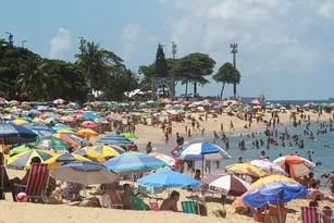 Imagem ilustrativa da imagem Vem calor por aí! Feriado prolongado terá temperaturas de até 35ºC no ES