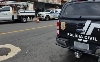 Imagem ilustrativa da imagem Pizzaria e agência funerária são fiscalizadas por furto de energia em Vitória