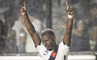 Imagem ilustrativa da imagem Vasco vence o Palmeiras de virada na estreia de Renato Gaúcho