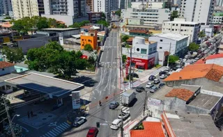 Imagem ilustrativa da imagem Trecho da Avenida Luciano das Neves, em Vila Velha, é totalmente interditado