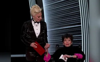 Imagem ilustrativa da imagem Liza Minnelli diz que foi forçada a usar cadeira de rodas no Oscar 2022
