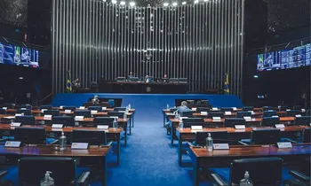 Imagem ilustrativa da imagem Senadores votam nesta quarta aumento de licença-paternidade