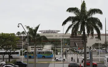Imagem ilustrativa da imagem Shoppings vão abrir em horário especial no Feriado de Tiradentes