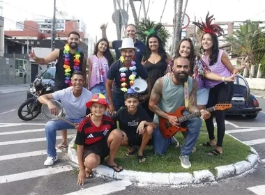 Imagem ilustrativa da imagem Dia de ressaca da folia com Kustelão neste sábado em Vitória