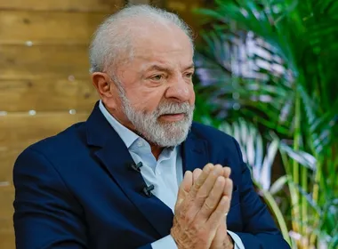 Imagem ilustrativa da imagem Lula recebe 50,16% dos votos válidos e ganha em Milão; Flávio recebe 40,6%