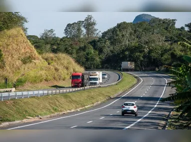 Imagem ilustrativa da imagem Número de acidentes, feridos e vítimas fatais diminui na BR-101 no ES em 2026