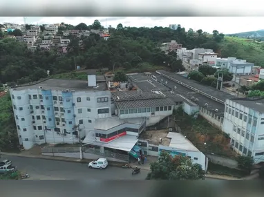 Antara Beach, na Enseada Azul, era uma  casa de show de luxo (destaque) e atualmente  está sem conservação