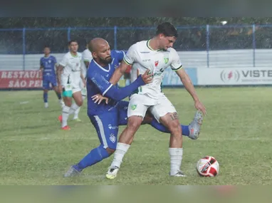 Matheus Pereira será titular contra o Goiás