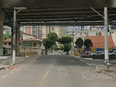 A retirada dos postes faz parte da obra do Binário da Rodovia do Sol