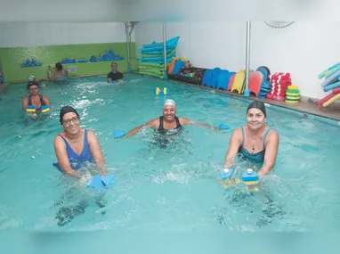 Acidente envolvendo carro e carreta