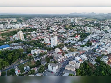 Para o aposentado Antonio José Colli, de 74 anos, o pagamento do 13º representa um complemento essencial no orçamento. Ele destacou que o valor extra ajuda principalmente nas despesas básicas, como alimentação. Sobre a antecipação do pagamento, ele diz: “Quanto mais cedo receber, melhor. Como ganho um salário mínimo, assim como a maioria, vou usar o dinheiro para alimentação”.