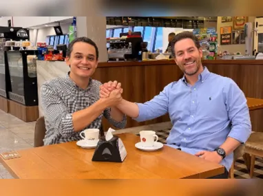 Renzo Mendes e o presidente estadual do Podemos, Gilson Daniel