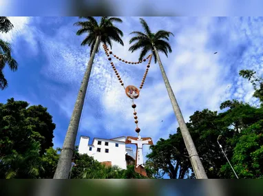 Terço gigante foi erguido nesse sábado durante celebração no Campinho do Convento