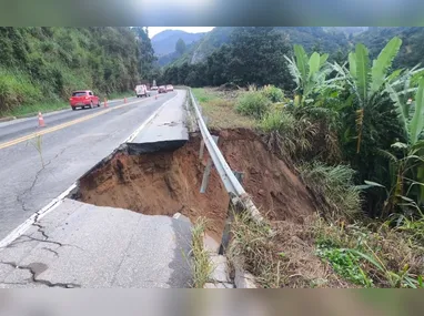 Veículos no Centro de Vitória: duas ruas devem ser interditadas a partir deste fim de semana