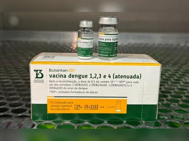 O menino recebeu alta e foi bastante celebrado pela equipe médica