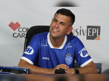 Carro do piloto brasileiro Caio Collet em corrida na Fórmula Indy.