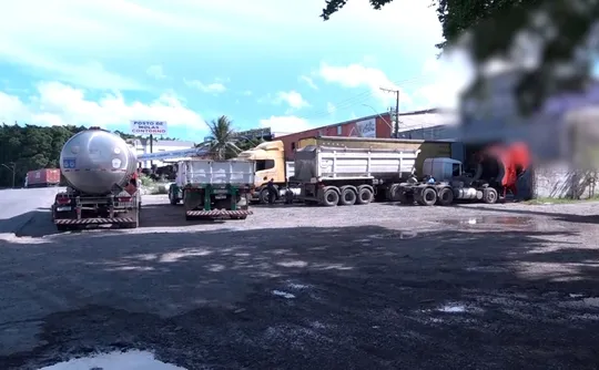 Imagem ilustrativa da imagem Caminhoneiro é morto durante discussão em frente a oficina em Cariacica