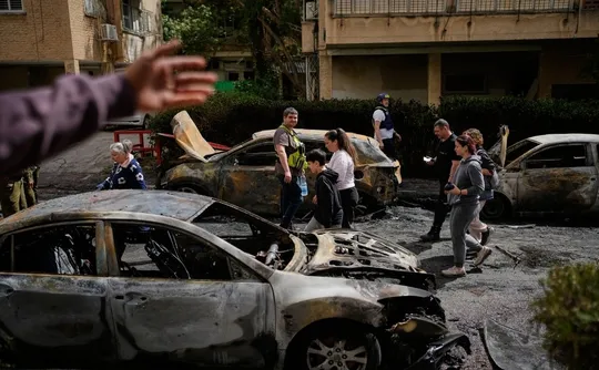 Imagem ilustrativa da imagem Guarda Revolucionária do Irã ameaça destruição global após Trump subir tom