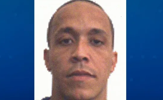 Imagem ilustrativa da imagem Homem foi morto após tentar defender vizinha durante briga de casal