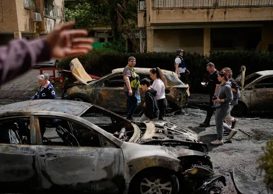 Imagem ilustrativa da imagem Guarda Revolucionária do Irã ameaça destruição global após Trump subir tom