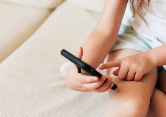 Imagem ilustrativa da imagem WhatsApp: entenda como será o gerenciamento de contas de menores pelos pais