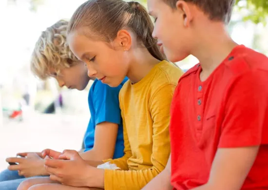 Imagem ilustrativa da imagem Rede sociais aumentam sintomas de desatenção, afirmam especialistas