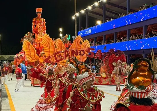 Imagem ilustrativa da imagem Sinal verde para a folia: Pega no Samba abre desfiles do Grupo Especial