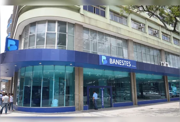 Fachada de agência do Banestes; banco avança na transformação para modelo de negócios sem fechar unidades